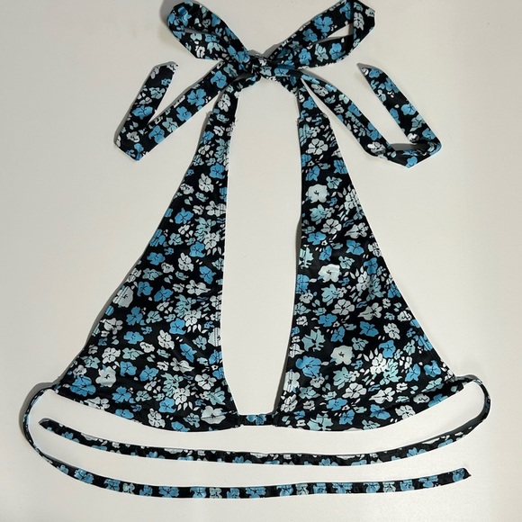 *NWT* Fashion Nova Spring Bloom 2 Piece Bikini Blue Floral Set - Picture 4 of 7